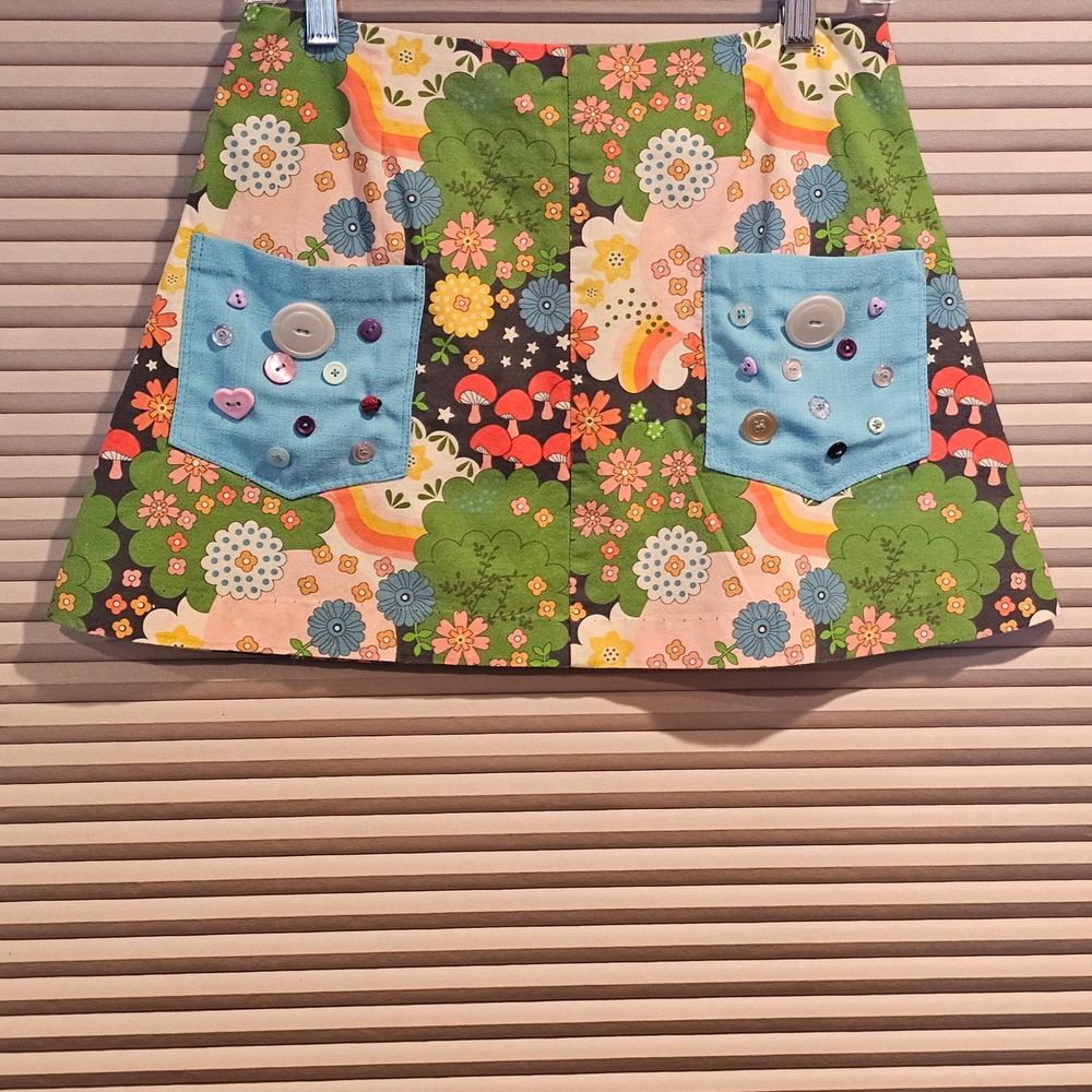 Vintage Floral Mini Skirt with Blue Pocket Accents